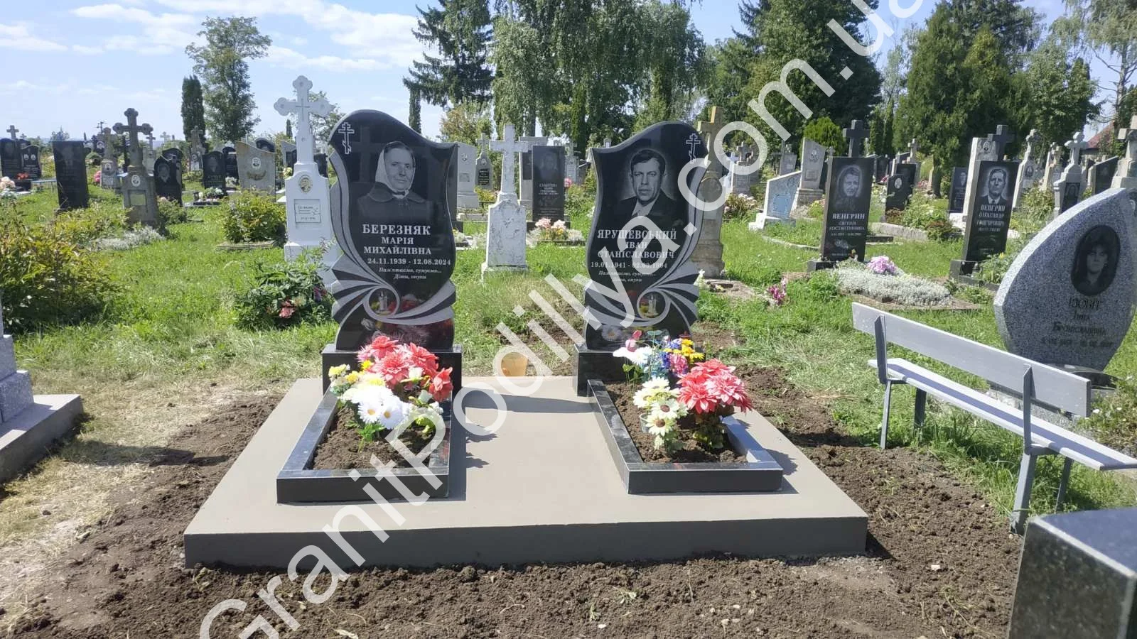 Подвійний пам'ятник з граніту - Кам'янець-Подільський | GranitPodillya